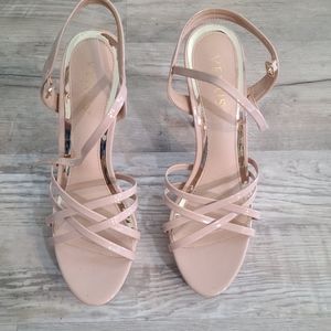 Venus platform sandal heals